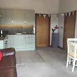 Mowbray Stable *